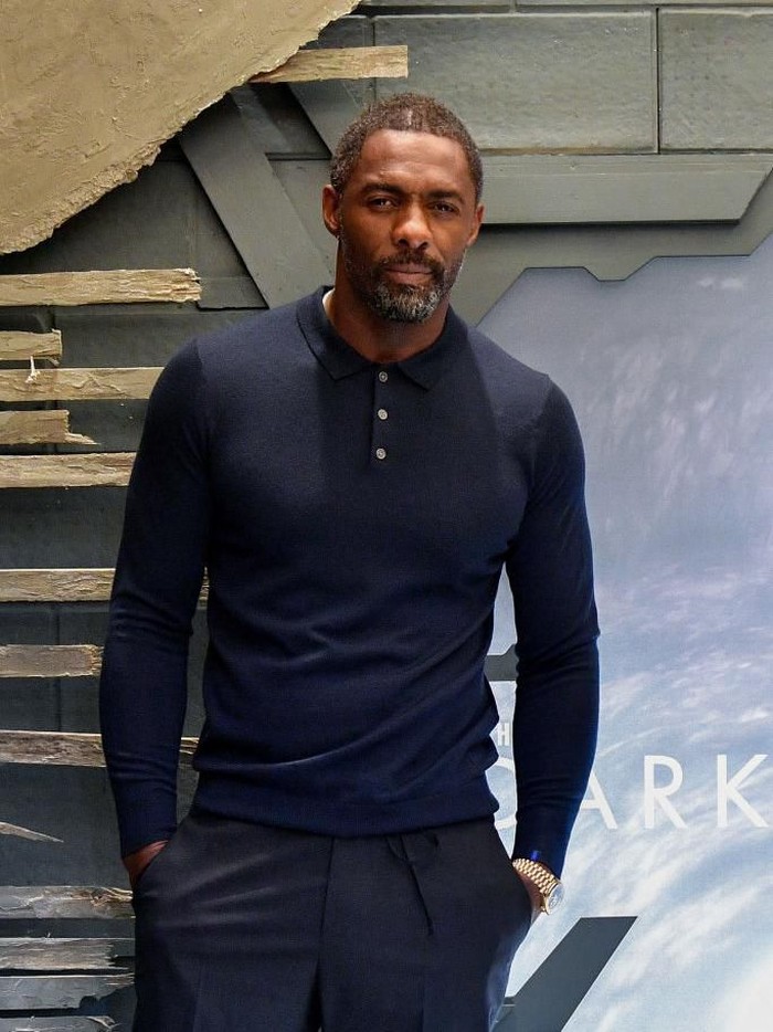 824496124 NEW YORK, NY - JULY 30: Idris Elba attends The Dark Tower photocall at the Whitby Hotel on July 30, 2017 in New York City. (Photo by Dia Dipasupil/Getty Images)