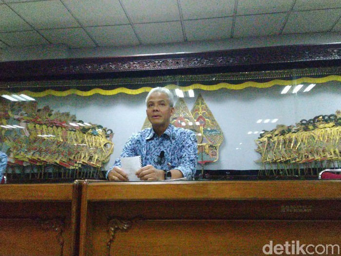 Gubernur Jawa Tengah Ganjar Pranowo, Selasa (17/3/2020).