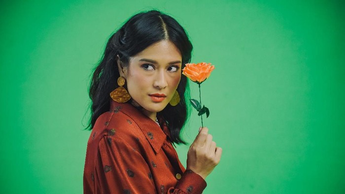 Dian Sastrowardoyo Dian Sastrowardoyo