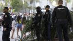 Ya Ampun! Ada Imbauan Social Distancing, Pantai Miami Masih Ramai Traveler