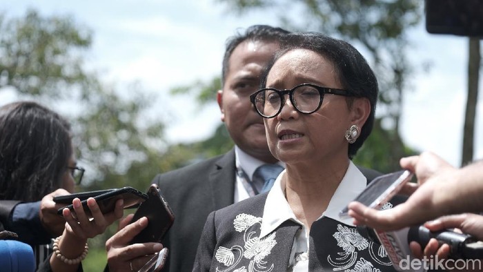 Menlu Retno Marsudi