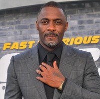 Posisi sembilan ada Idris Elba dengan skor keseluruhan 87,94% — namun ia mendapat nilai tertinggi untuk jarak matanya sebesar 98,9%. Foto: Getty Images/Dia Dipasupil