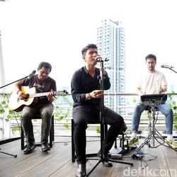 Boleh Gak Sih Ifan Nyanyiin Lagu Govinda Pas Solo?