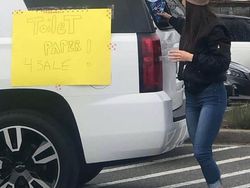 Aksi Memalukan Borong Tisu Toilet Gegara Corona Diviralkan