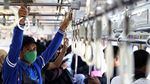 Aktivitas Penumpang KRL di Jakarta Masih Normal