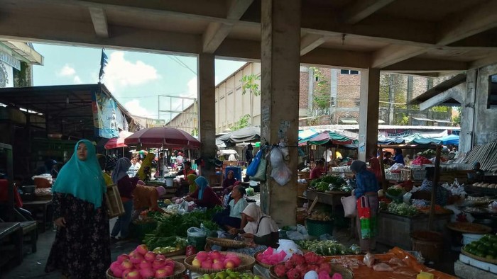 Pedagang di Klaten curhat pasar sepi