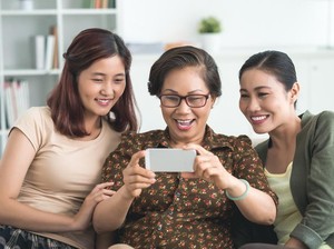 Jauhi Kerumunan Cegah Corona, Ini Aktivitas Menyenangkan di Rumah