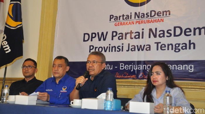 Jumpa pers dI DPW NasDem Jateng