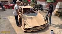 Hal yang sama juga dilakukan untuk membuat Lamborghini Sian. Mobil sport hybrid pertama Lambo yang dikenalkan dalam ajang Frankfurt Motor Show 2019. Foto: Youtube HET TV