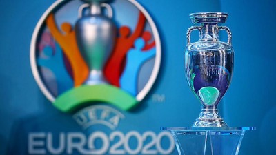 Starting XI Pemain Absen di Euro 2020, Depannya Zlatan-Haaland!