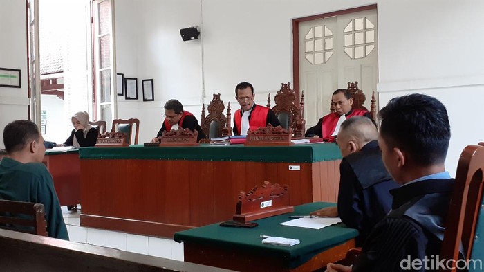 Sidang vonis kasus korupsi Kepala BPKAD Kota Makassar (MN Abdurrahman/detikcom)
