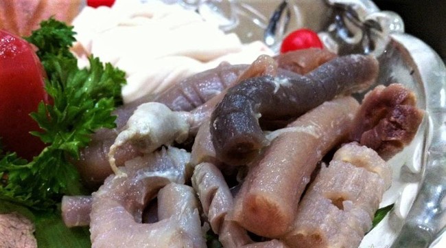 Testis Ayam hingga Liur Burung, Makanan Khas China yang Menjijikkan Tapi Enak