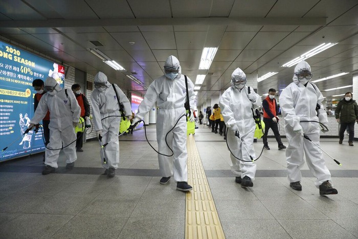 Korsel jadi salah satu negara dengan jumlah kasus virus Corona yang tinggi di luar China. Langkah apa saja yang diambil Korsel untuk cegah penyebaran COVID-19?