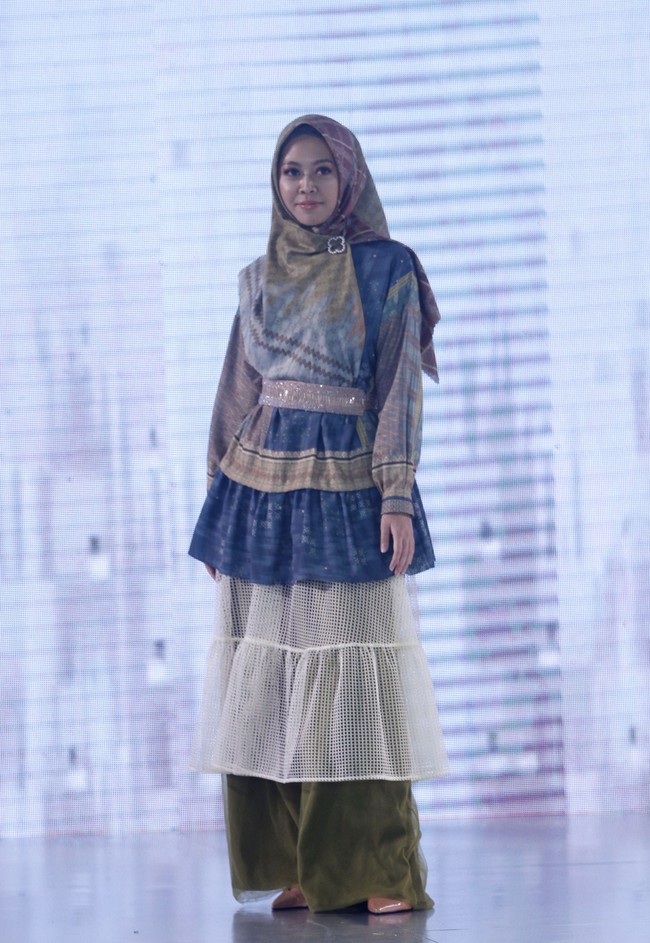 Ria Miranda menghadirkan koleksi terbarunya yang bertajuk Dayu di Fashion Nation 2020, Senayan City, Jakarta. Jumat [13/3/2020]. Foto: Mohammad Abduh/Wolipop