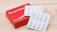 10 Manfaat Ibuprofen Serta Efek Sampingnya, Jangan Sembarang Konsumsi!