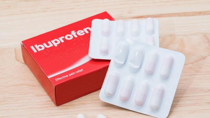 ibuprofen Detail of coronavirus test tubes