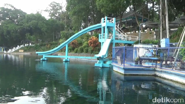 Dinas Pariwisata dan Kebudayaan (Disparbud) setempat menutup tiga obyek wisata. Yakni Wisata Pemandian Alam Selokambang, Water Park Kawasan Wonorejo Terpadu (Kwt) dan Museum Kabupaten Lumajang.