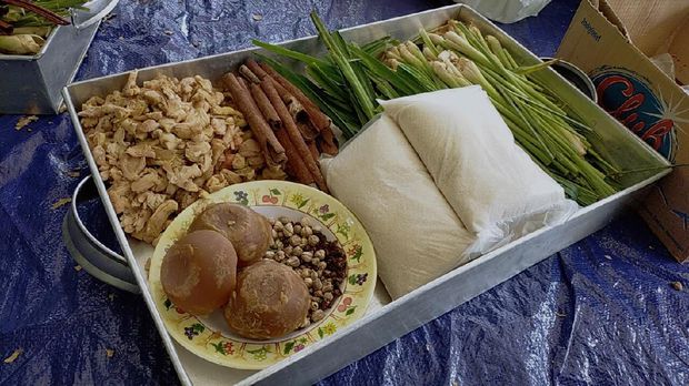 Pemkot Surabaya bagi-bagi jamu pokak/