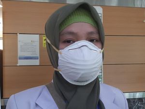 Persediaan Alat Pelindung Diri di RS Unair Menipis