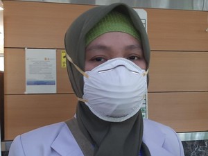 Persediaan Alat Pelindung Diri di RS Unair Menipis