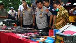 Polda Metro Jaya Bekuk 6 Pemilik 24 Senjata Api Ilegal