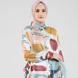 10 Gaya Hijab yang Bikin Awet Muda, Cocok Buat ke Kantor dan Mall 10 Gaya Hijab yang Bikin Awet Muda, Cocok Buat ke Kantor dan Mall