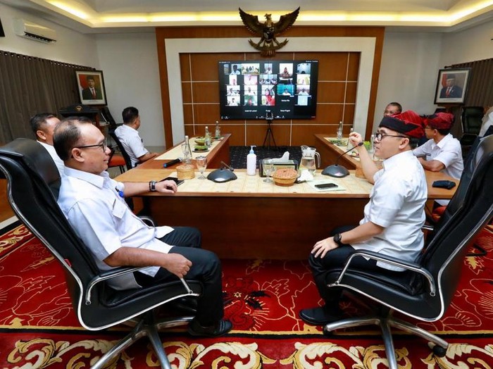 ASN Banyuwangi Kerja dari Rumah, Bupati-Wabup dan Kepala Dinas Tetap Masuk Kantor