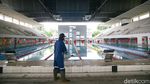 Stadion Akuatik GBK Disemprot Disinfektan