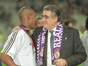 Mantan Presiden Madrid Lorenzo Sanz Meninggal Dunia karena Virus Corona