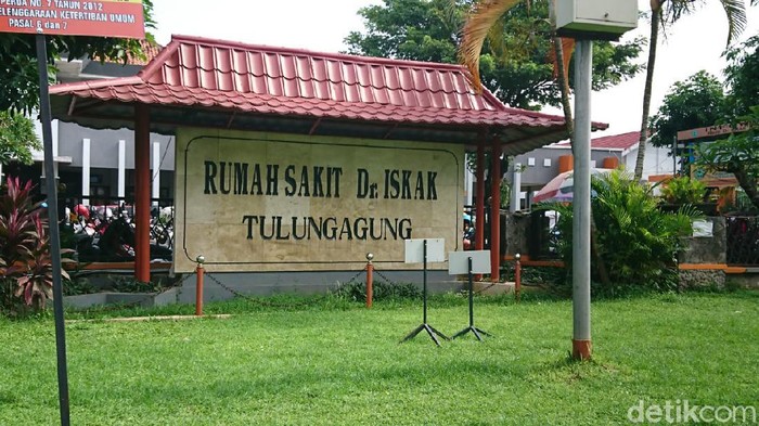 Rumah Sakit Umum Daerah (RSUD) dr Iskak Tulungagung merawat empat orang berstatus Pasien Dalam Pengawasan (PDP). Seluruhnya dirawat intensif di ruang isolasi.