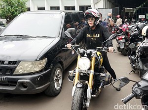 Tak Hanya Korban Corona, Nikita Mirzani Juga Bantu Korban Gempa Sukabumi