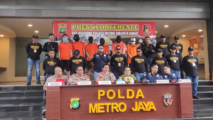 Polda Metro rilis kasus kepemilikan senpi ilegal (Foto: Matius Alfons/detikcom)