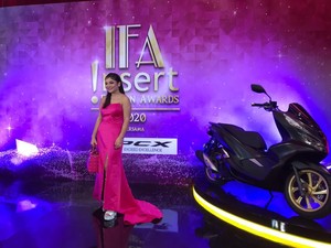 Intip Lagi Kemeriahan Acara Insert Fashion Awards 2020