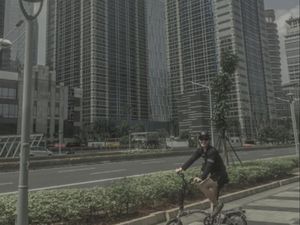 Braktivitas di Jakarta dengan Sepeda