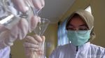 Keren! Mahasiswa di Karawang Produksi Hand Sanitizer