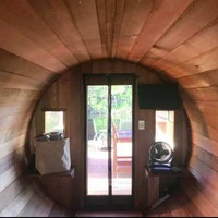 Penginapan ini sangat cocok bagi kamu yang memiliki jiwa petualang dan menyukai kehidupan alam. Jika tidak, kamu mungkin akan merasa kurang nyaman karena penginapan ini tidak memberikan fasilitas berupa pendingin ruangan dan Wi-Fi. Foto: dok. Airbnb