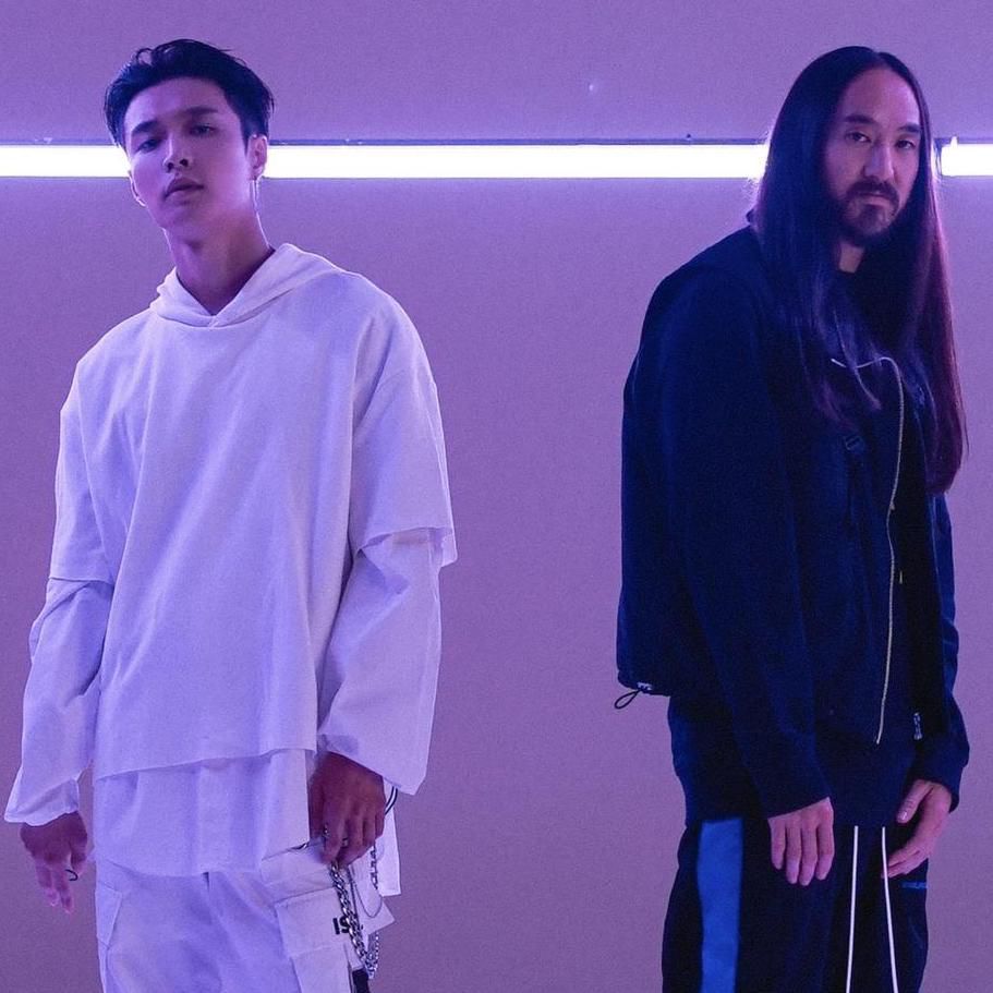 Lay 'EXO' dan Steve Aoki
