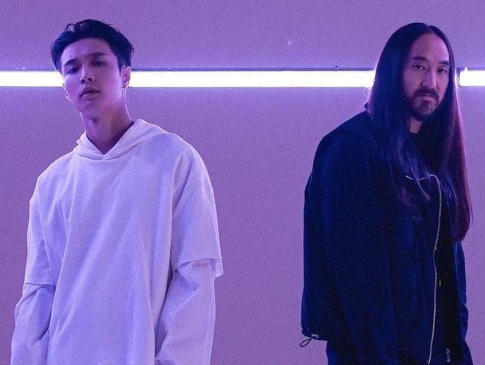 Lay EXO dan Steve Aoki