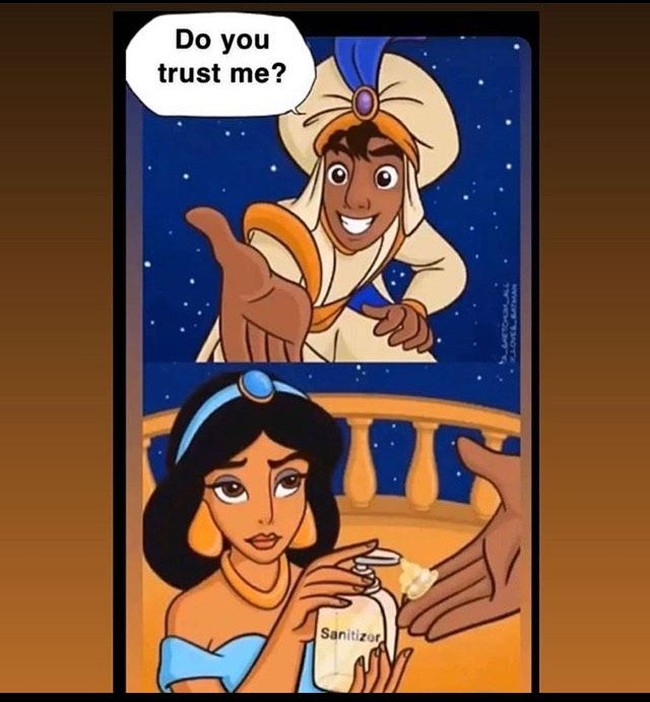 Social distancing merupakan kegiatan untuk menjaga jarak dengan orang lain termasuk tak bersentuhan atau berpegangan tangan. Selalu menyediakan hand sanitizer. Foto: Istimewa