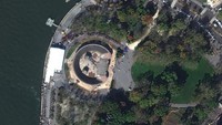 Dua foto citra satelit menunjukan lokasi Battery Park di New York, Amerika Serikat. Foto atas diambil pada 4 November 2019. Sementara foto dibawahnya diambil pada 11 Maret 2020.