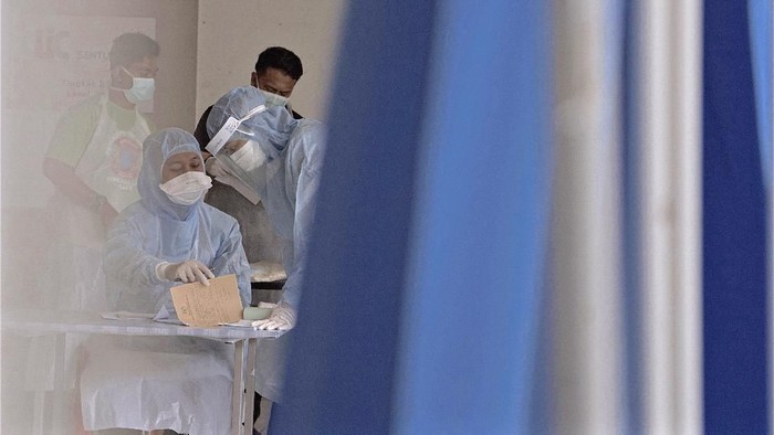 Otoritas kesehatan Malaysia melaporkan tambahan 110 kasus baru virus Corona di wilayahnya. Sejauh ini, total 900 kasus terkonfirmasi disana.