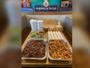 Beli Taco Bisa Dapat Bonus 30 Butir Telur dan Tisu Toilet