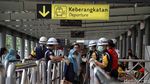 Begini Penerapan Social Distancing di Stasiun Senen