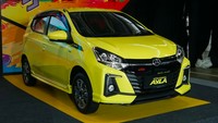 Daihatsu Ayla dan Daihatsu Sirion terbaru diluncurkan pada Kamis (19/3/2020) kemarin. Berbeda dari kebiasaan, peluncuran ini dilakukan secara online, demi menghindari potensi penyebaran virus corona jika mengundang publik dan media. Foto: Pool (Daihatsu Indonesia)