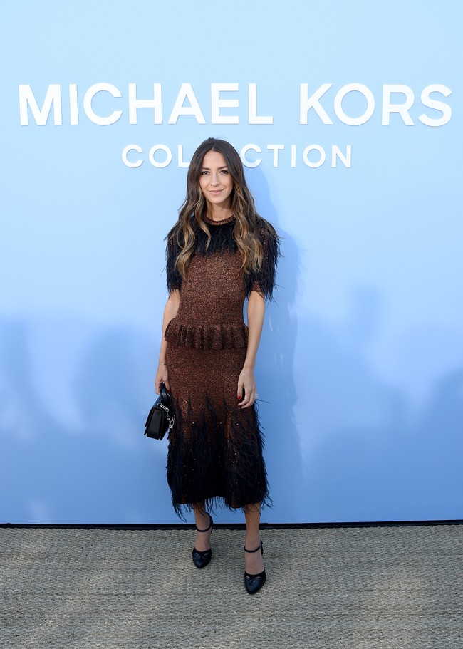 Sebagai seorang influencer fashion, perempuan yang berdomisili di New York City ini eksis di berbagai acara fashion terakbar. Ini penampilannya saat menghadiri fashion show Michael Kors di New York Fashion Week Spring-Summer 2020 tahun lalu. (Foto: Getty Images)