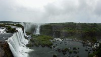 Suasana Air Terjun Iguazu tanpa pengunjung.