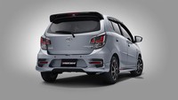 Perubahan esterior terlihat dari New Front Bumper and Grille Design with Black Chrome Element, New Black Paint for Elegant Headlamp with LED Guide, New Sporty Alloy Wheel Design, New Retractable Side Mirror, New Impressive Design Rear Lamp, hingga New Side Body Moulding untuk varian 1.2 G. Foto: Pool (Toyota)
