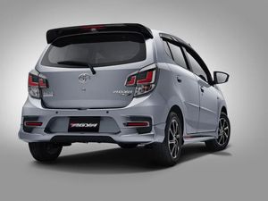 Bukan Sekadar Aksesori, Ini Fungsi Spoiler Pada Mobil