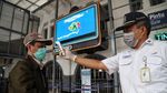 Begini Penerapan Social Distancing di Stasiun Senen