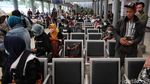 Begini Penerapan Social Distancing di Stasiun Senen